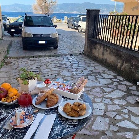 Sophie House : Appartamento Indipendente Ideale Per Vacanze Al Mare Reggio di Calabria Luaran gambar